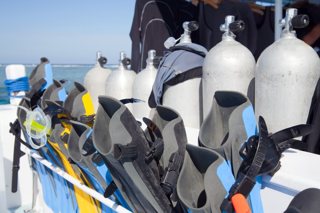 Commercial Diving | Marine Services in Durban | Commercial Diving Services | Boat Repairs and Engine Servicing
